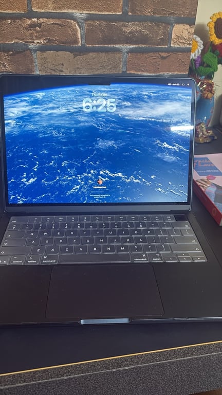 Apple MacBook Air 13-inch M4 (Midnight), photo 2