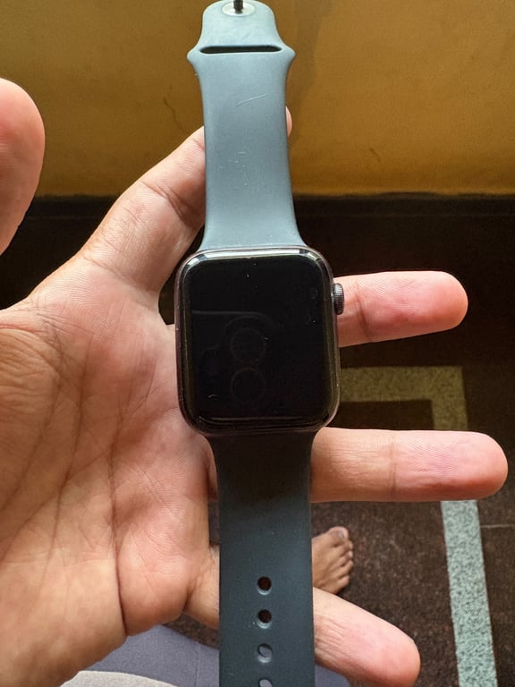 Apple Watch SE (GPS)