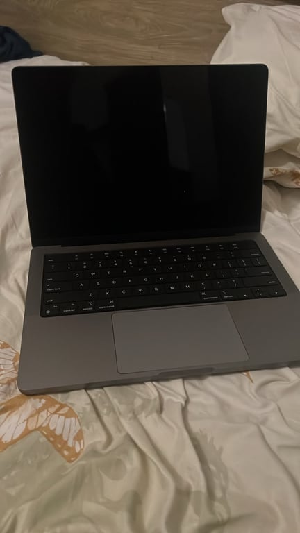 Apple MacBook Pro 14-inch