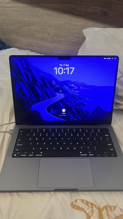 Apple MacBook Pro 14-inch, photo 3