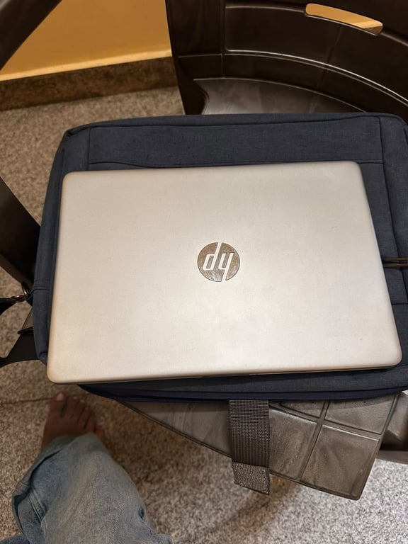 HP Laptop with 45W Charger & Carry Case, photo 8