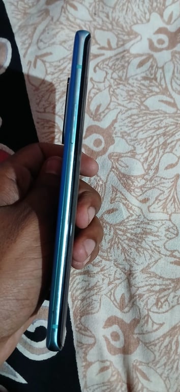 OnePlus 8 Pro, photo 3