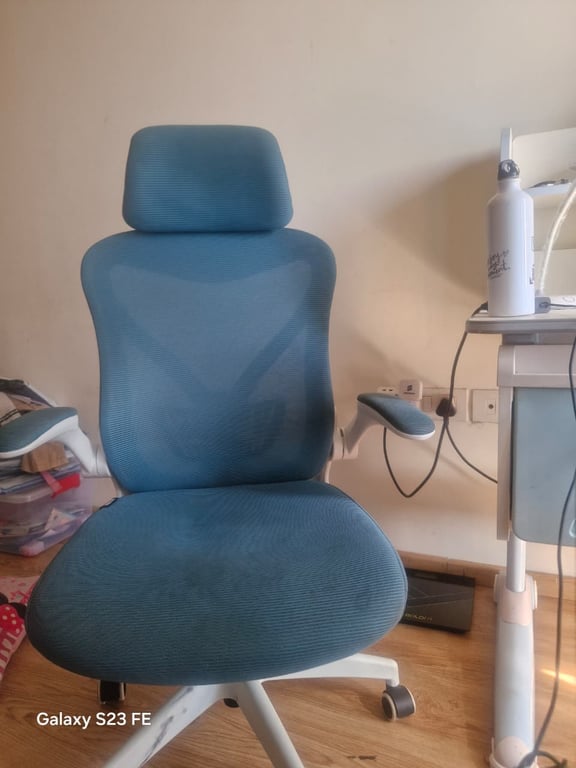 Study Table with Chair, Ergonomic Height Adjustable, photo 4