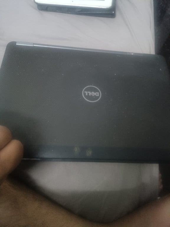 Dell Latitude E7450 14-inch Touchscreen Laptop (8GB RAM), photo 2