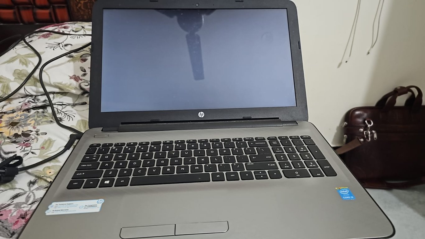 HP 15 15.6-inch Laptop (Intel Core i3)