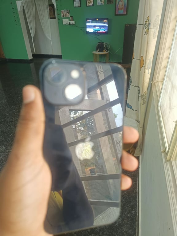 Apple iPhone 14 256GB Midnight, photo 3