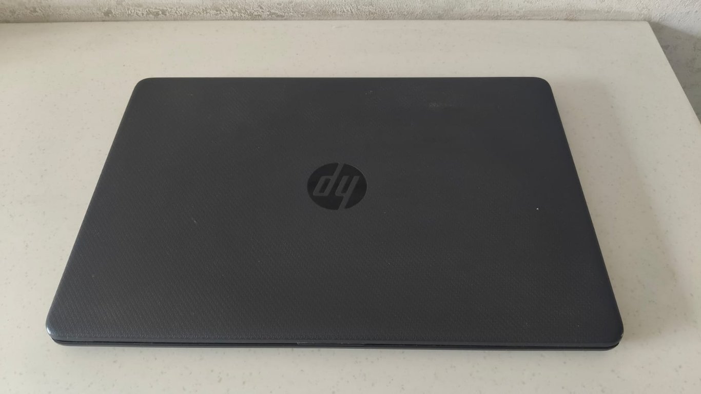 HP 250 G8 Notebook PC