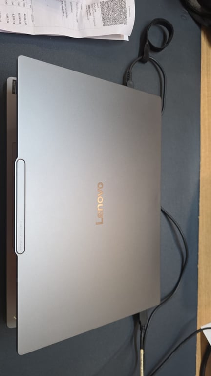 Lenovo Yoga Pro 7 Aura Edition (Intel Core Ultra 9, 32GB RAM, 1TB SSD, Luna Grey), photo 2
