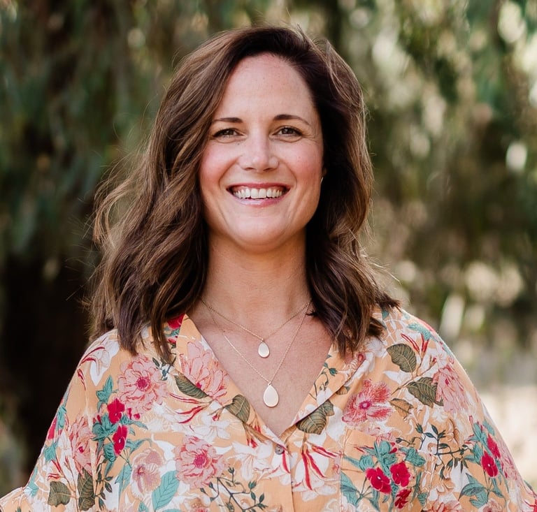 Tiffany headshot 2025