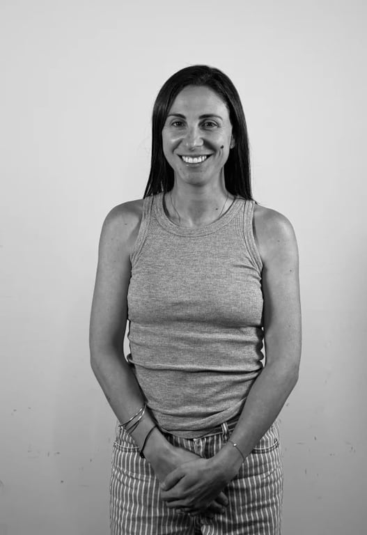 קלואי ווב - מנהלת לקוחות