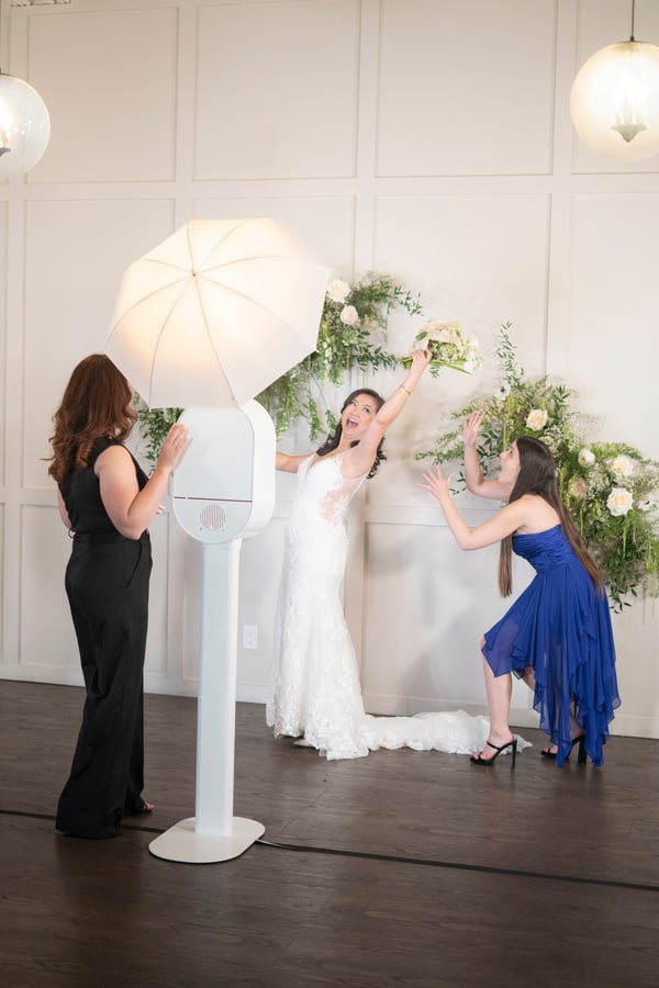 Bonbon Booth photo booth rental in Palm Beach Gardens, FL