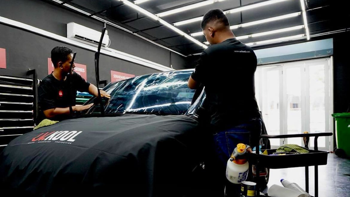 Tinted Kereta