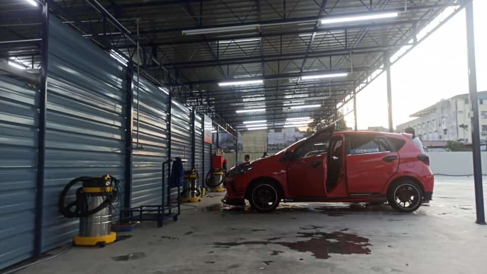 Easy Wash Car Wash & Detaling