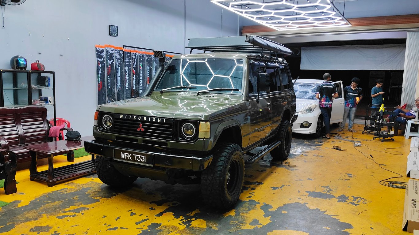 ALIF TINTED ENTERPRISES