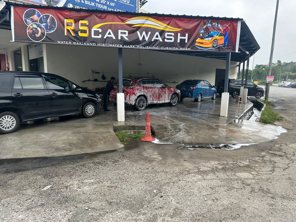 R. S car wash