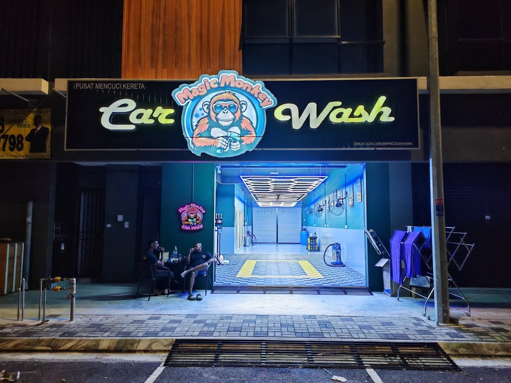 Magic Monkey Car Wash