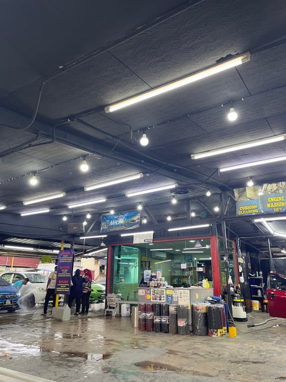 Lady Car Wash@ Ladycar Studio