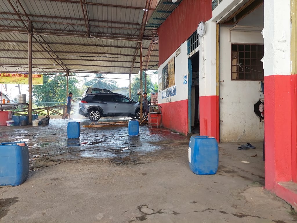 Pusat Cuci Kereta Tanah Merah