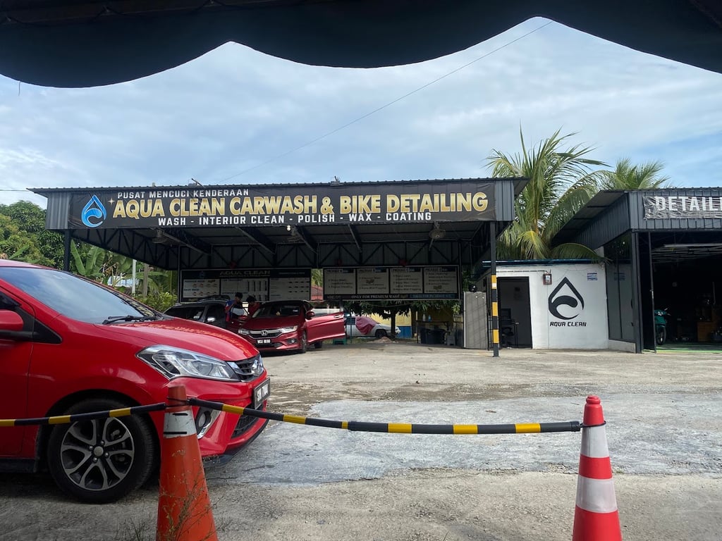 Aqua clean carwash and detailing