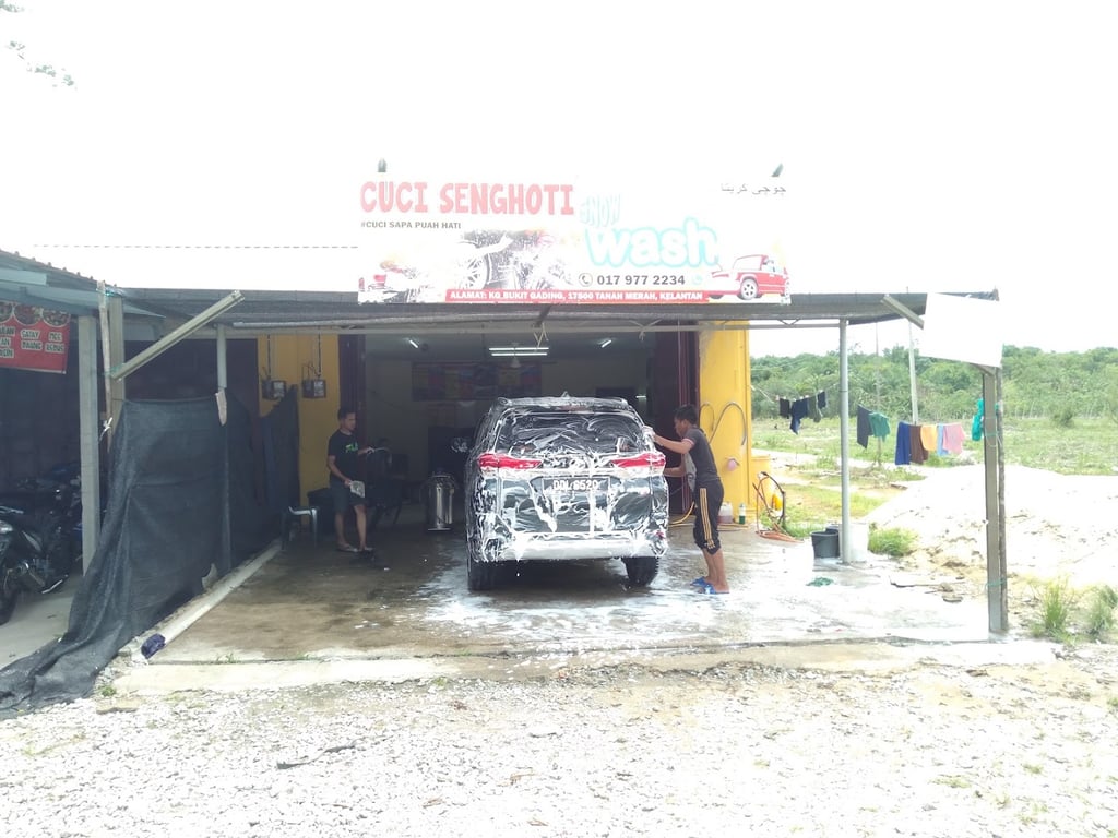 Cuci senghoti snowcarwash