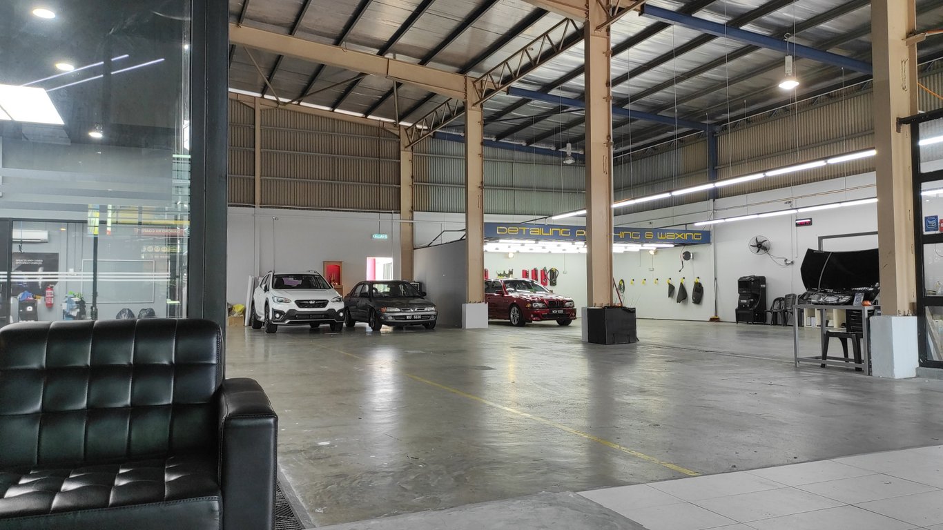 JAF CARCARE CONCEPT CENTER