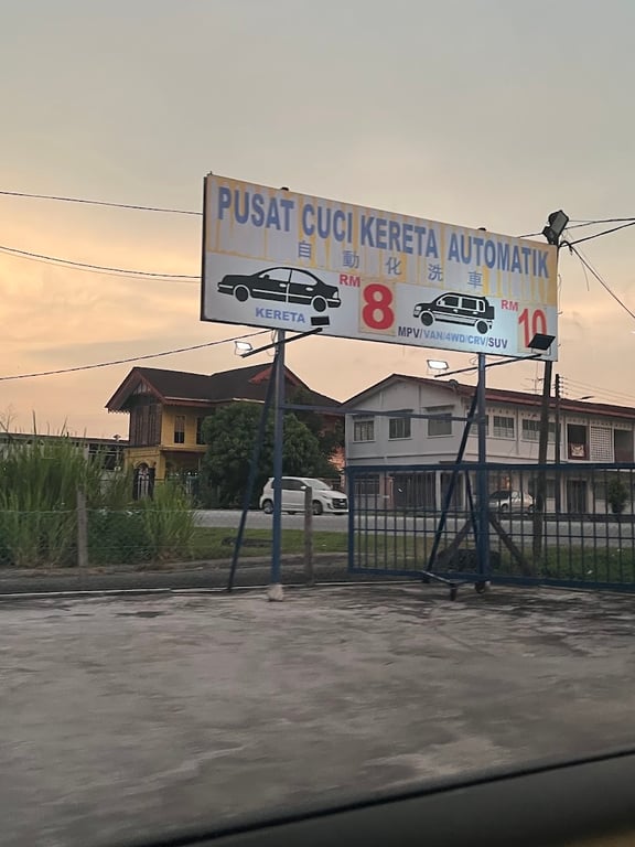 Pusat Cuci Kereta Automatik