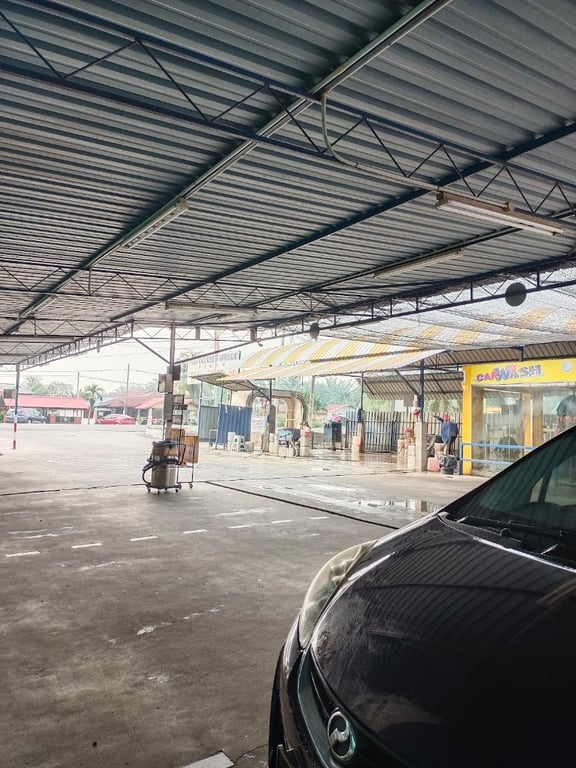 Pusat Cuci Kereta Automatik