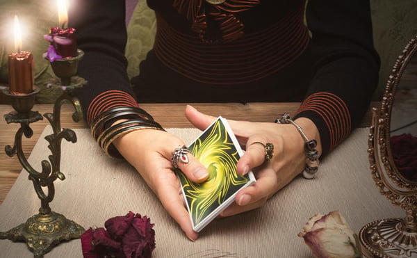 Tarot telefónico en consulta