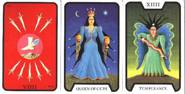 Tres cartas de tarot esotérico sobre fondo blanco