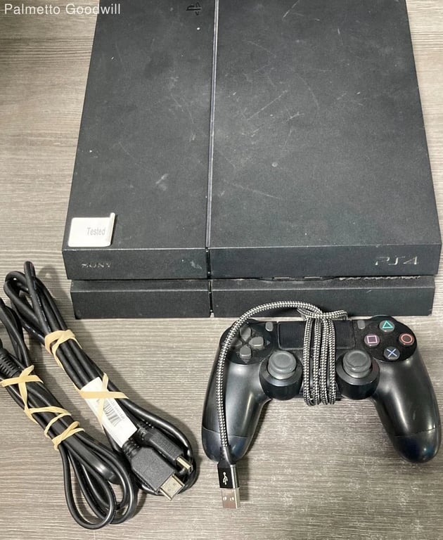  🔍 ps4 standard chipped with 15 games