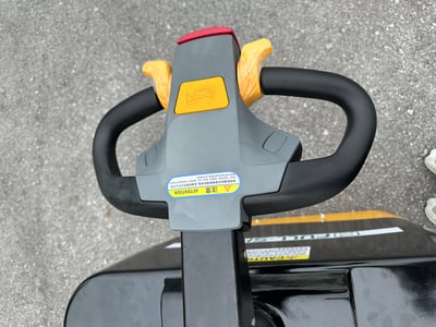 Xe cần cẩu điện 2 tấn - ảnh 51