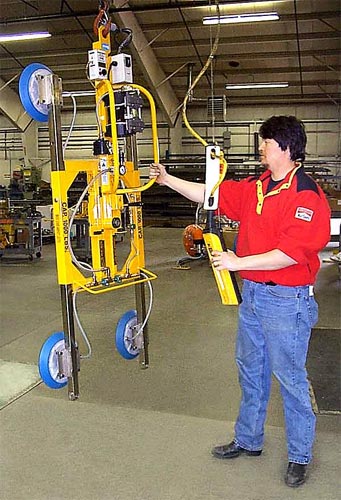 ANVER E100M4-CG four pad electric powered vacuum lifter with 90° tilt, 180° manual rotate and collapsible frame (photo 2)
