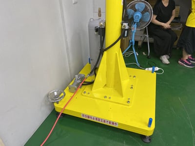 Mobile Articulating Jib Crane with Air Balancer and Carton Vacuum Lifter - ảnh 2