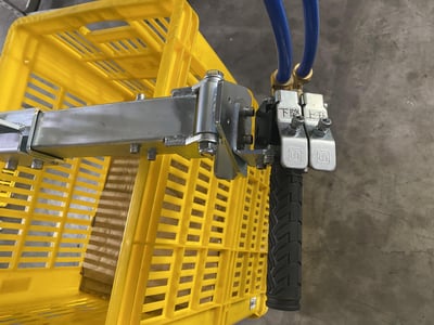 Suspended Pneumatic Jib Crane on 5T Rail with 200 kg Plastic Tray Gripper - ảnh 12