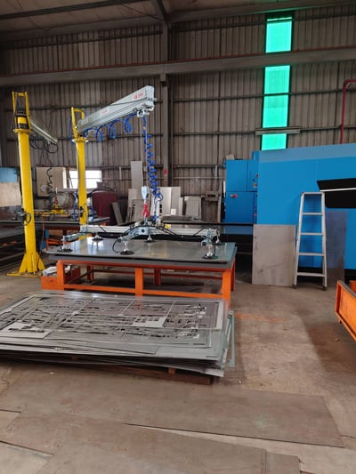 Pneumatic Jib Crane with Vacuum Lifter for Metal Sheets - ảnh 7