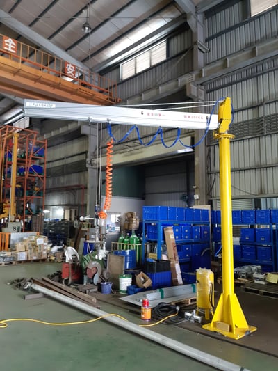 Pneumatic Jib Crane with Force-Sensing Handle and Lifting Hook - ảnh 10