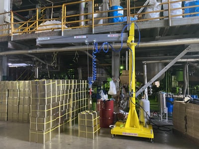 Cầu trục xoay khí nén di động, tool thay nhanh móc can và hút thùng - ảnh 7
