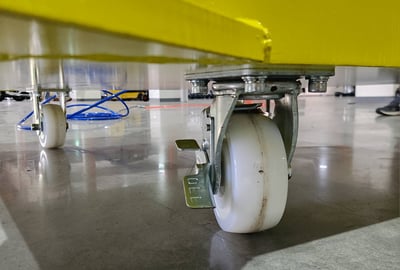 Cầu trục xoay di động nâng mâm xe bằng xi lanh khí nén - ảnh 6