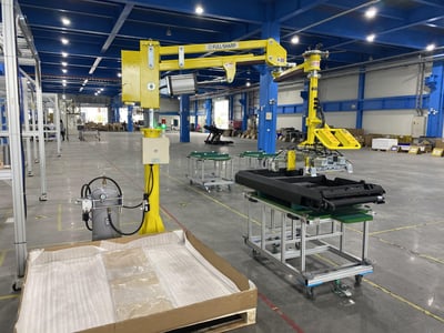 Pneumatic Manipulator for Lifting Treadmill Frames - ảnh 1