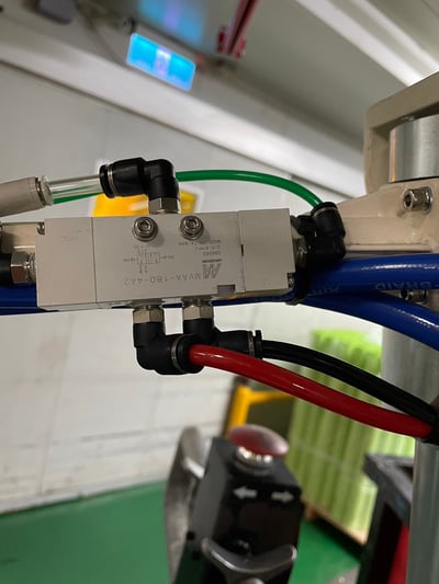 Cầu trục xoay thanh ray 5T treo tường, treo tool nâng cuộn - ảnh 5