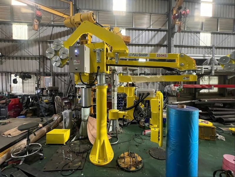 Tay nâng trợ lực khí nén nâng và lật cuộn