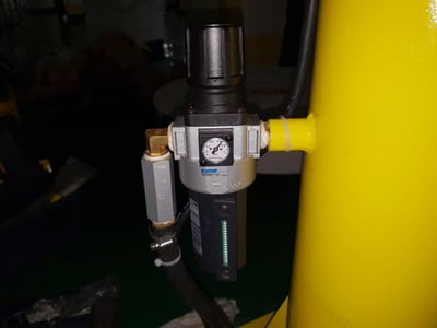 Pneumatic Manipulator for Roll Lifting with Roll-Turning Motor, 250 kg - ảnh 1
