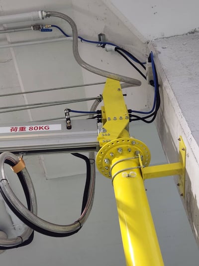 Cầu trục xoay khí nén treo đầu hút chân không motor Becker - ảnh 3