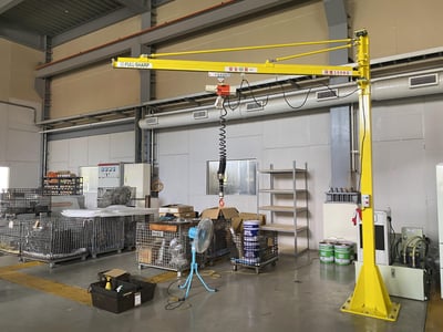 Cầu trục xoay treo pa lăng điện KITO thao tác kéo tay - ảnh 1