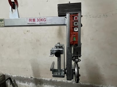 Bộ khung thanh ray treo palăng KITO và tay kẹp khay ốc vít - ảnh 26
