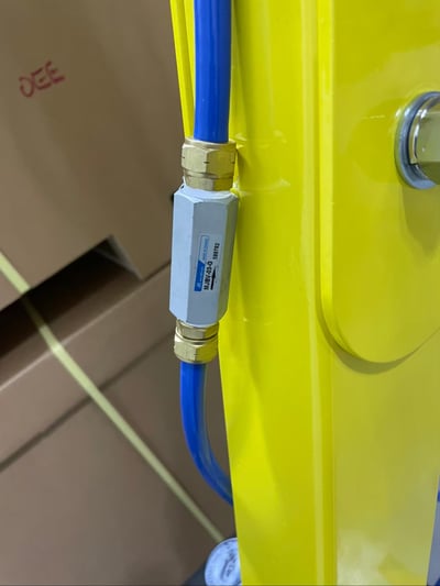 Cổng trục khí nén di động cho nhà xưởng - ảnh 1