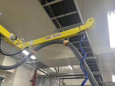 Cầu trục xoay air balancer, bơm ANVER hút bao và thùng giấy - ảnh 9