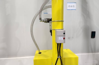 Cầu trục xoay đế di động và bộ hút chân không hút thùng giấy - ảnh 8