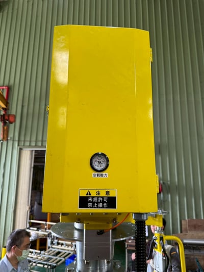 Tay nâng trợ lực PLC kẹp bình hóa chất, hạ siêu chậm - ảnh 14
