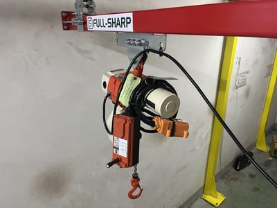Bộ khung thanh ray treo palăng KITO và tay kẹp khay ốc vít - ảnh 1